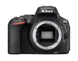 Nikon D5500 Digital Kamera 24 Mpix - Svart Hölje