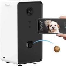 Hundgodisdispenser med Full HD WiFi-kamera